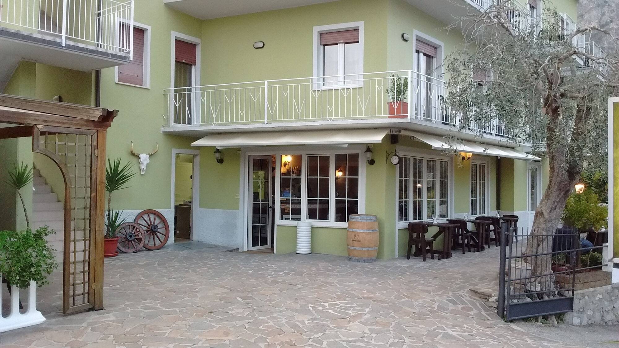Hotel Casa Piantoni Limone sul Garda Exterior photo